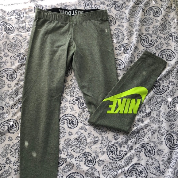 Nike Pants - Nike leggings